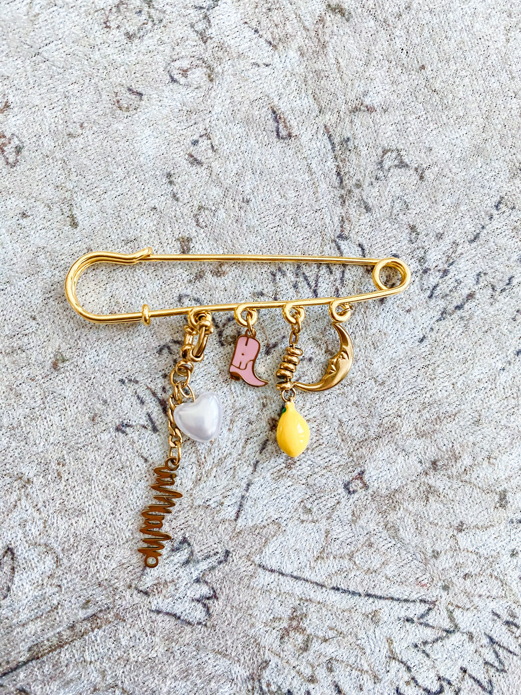 Broche