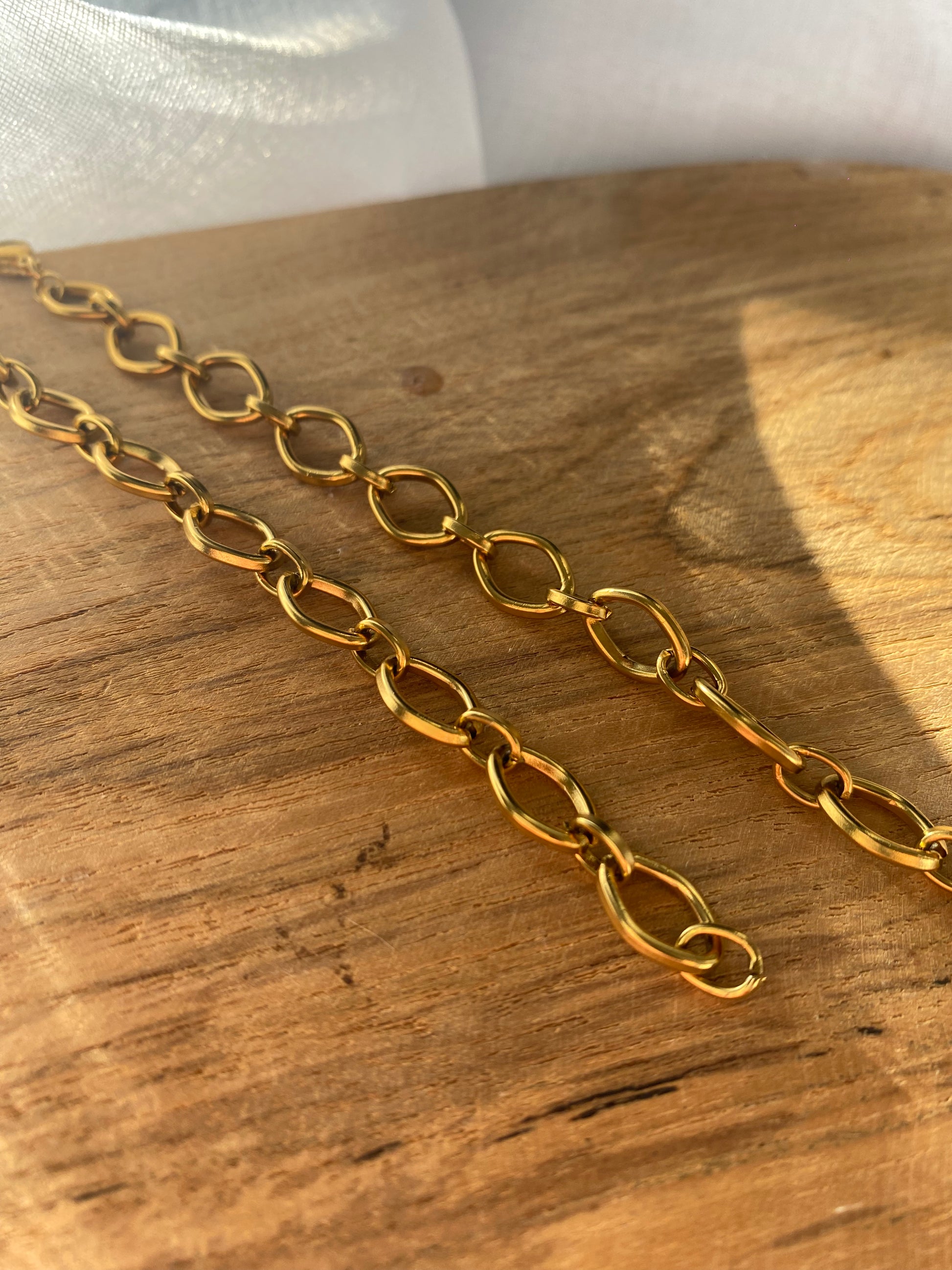 Maille en acier inoxydable doré forme losange